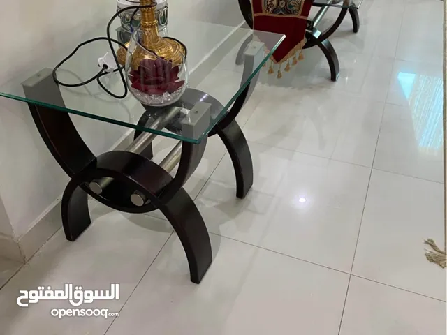 طقم طاولات بحاله ممتازه للبيع