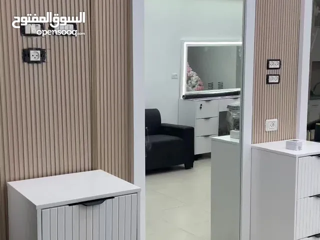 خدمات متنوعه كافة أعمال ديكورات داخليه  جبيصن  دهانات  كهربائيات  تمديدات صحية