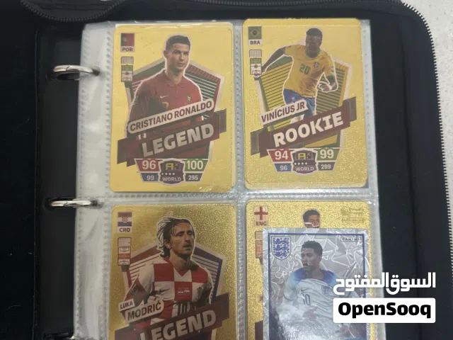 كروت موجود رونالدو وكتير لاعبين مهمين يلي مهتم يبعتلي خاص