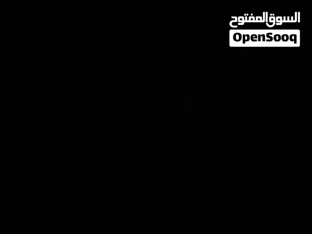 كميه خشب طوبار بالاضافه إلى 21 ملزمه  وكميه طبش محترمه