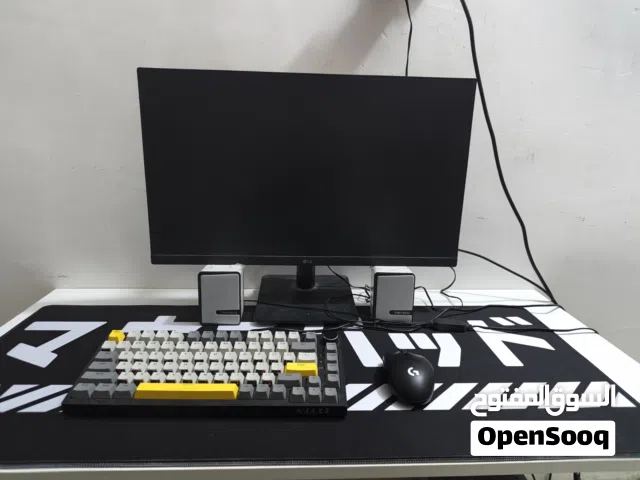 24" LG monitors for sale  in Babylon