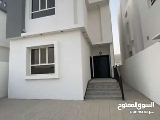 334m2 5 Bedrooms Villa for Sale in Muscat Amerat