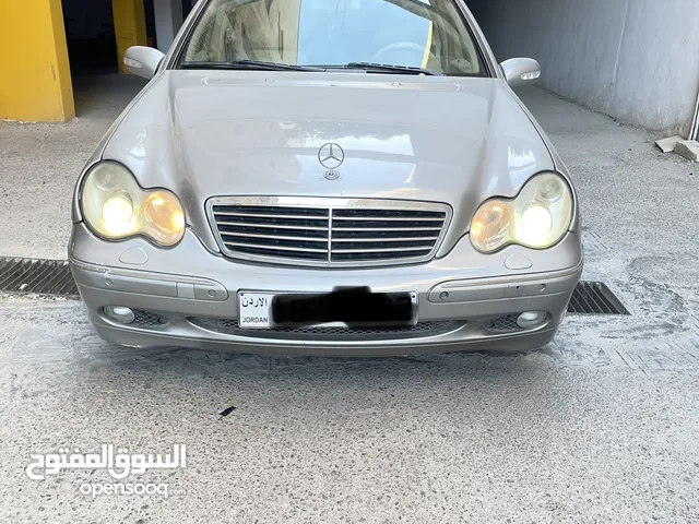 Mercedes Benz c200