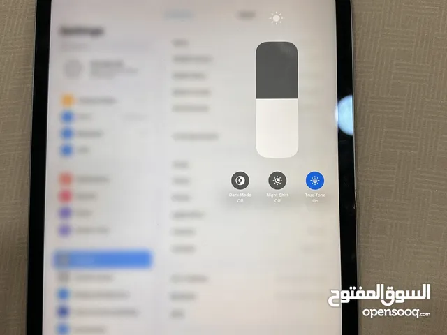 ايباد برو بسعر ممتاز جدا والايباد مافيه عيوب ويتحدث آخر تحديث 18.2