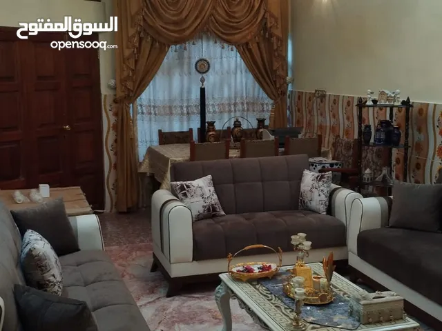 دار للبيع البصره حي الرساله 150م