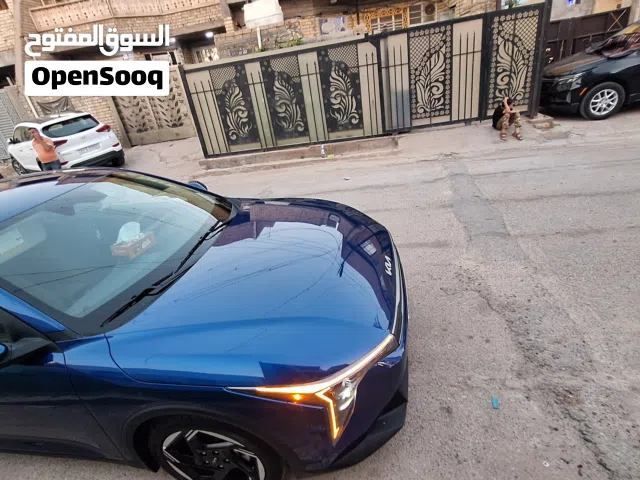 2025 كيا K4 EX