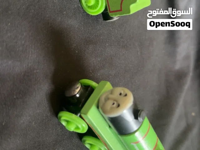 قطارات تومس الخشبيه