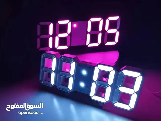ساعات حائط للمنزل او المكتب وساعات رقمية بأشكال والاوان رائعه