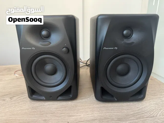 Almost new! Barely used Pioneer monitor speakers with the box!