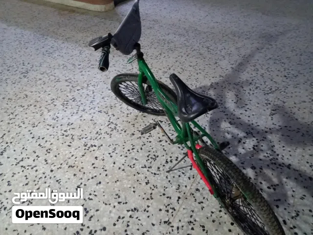 السلام عليكم ورحمه الله وبركاته عندي دراجه ربي يبارك السعر 280 وسهلBMX