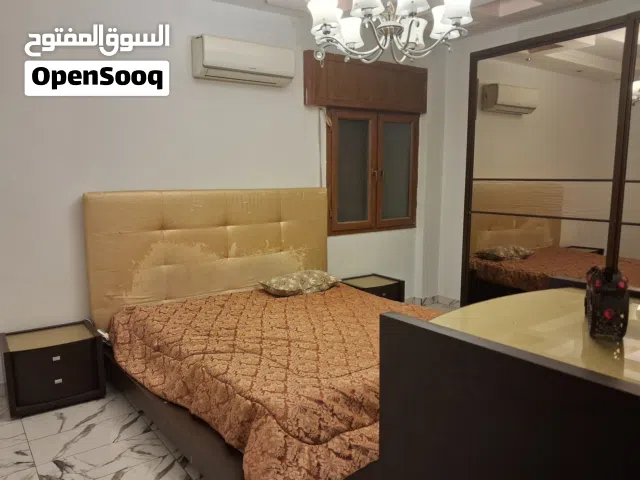 غرفة نوم مستعملة