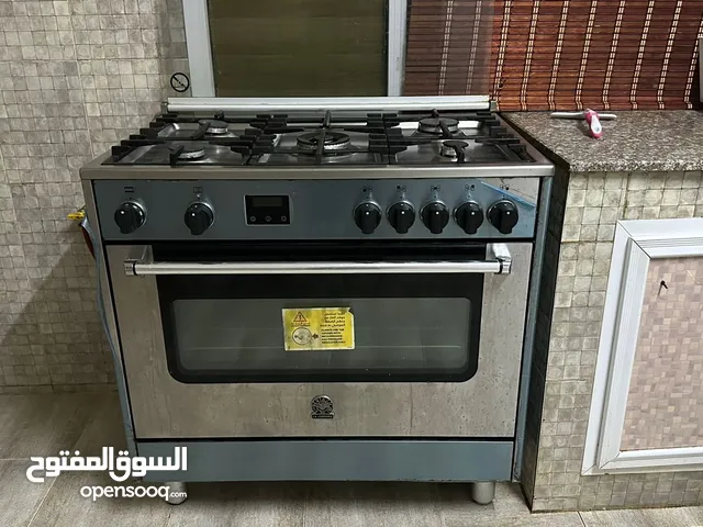 Lagermania Ovens in Muscat