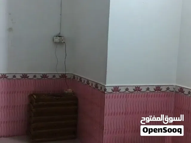 100 m2 4 Bedrooms Townhouse for Sale in Basra Amitahiyah