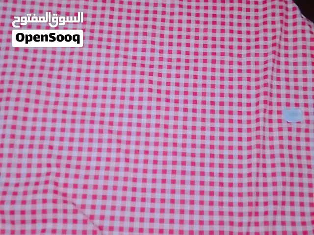 طاولة كبيرة شبة جديدة