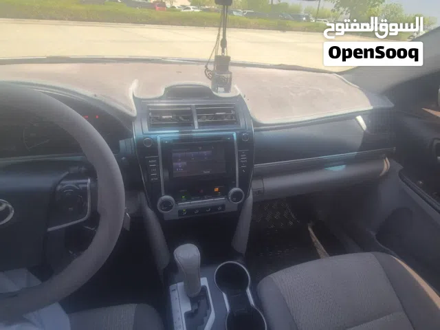 2014 تويوتا كامري LE