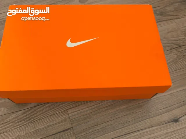 Other Sport Shoes in Al Ahmadi