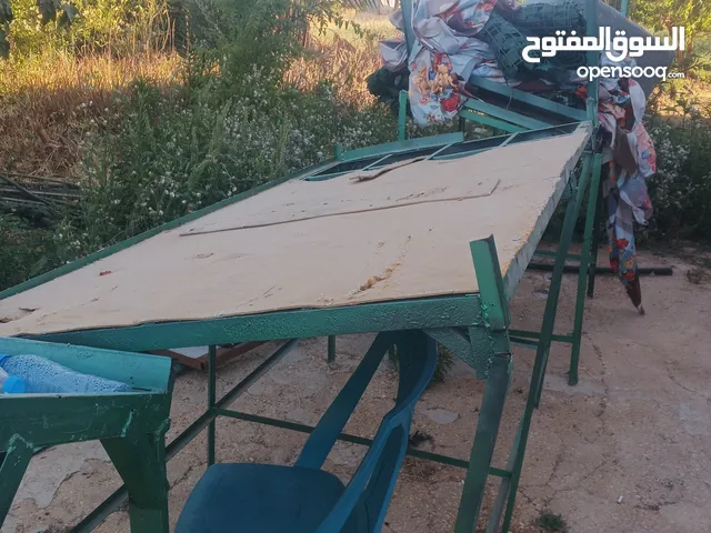 فرش محل خضار بحاله جيده