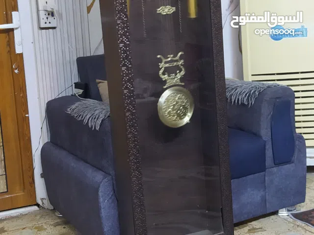 ساعة عاموديه خشب