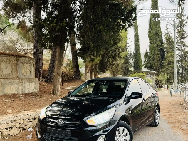 هونداي اكسنت 1400 بنزين 6 غيار  فحص نخب نخب ولا غرام بوية قطعة واحدة فقط  امكانية البيع دفعة وشيكات