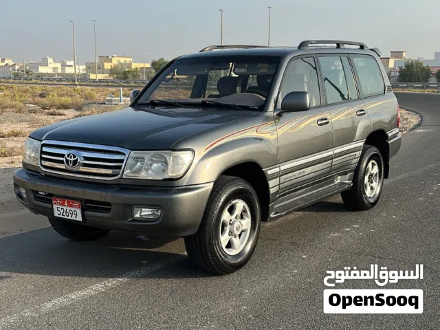 Used Toyota Land Cruiser in Abu Dhabi