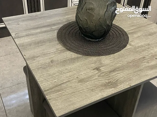 طاوله خشب استعمال خفيف