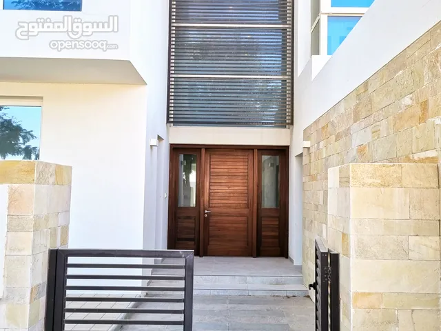 Brand New Exceptional 5+1BHK Villa for Rent in Al Mouj PPV189