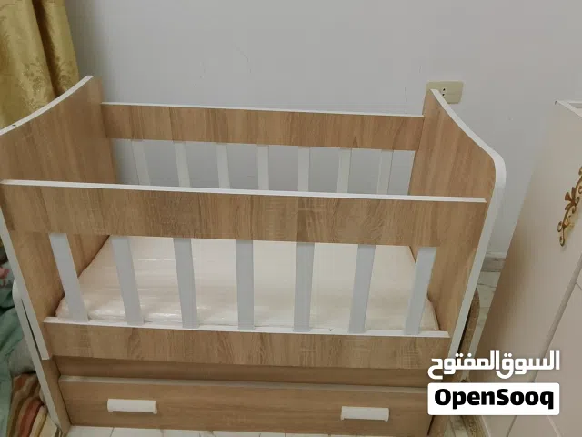 سرير مواليد