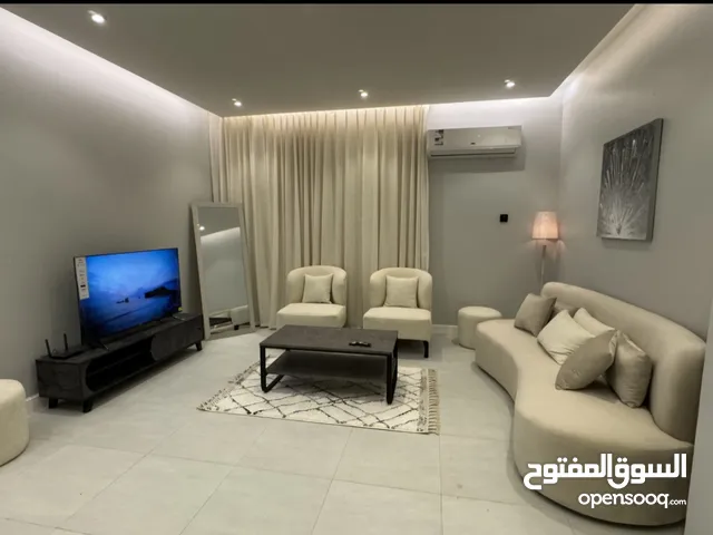 شقة للأيجار السنوي ونصف سنوي في شمال وسط الرياض حي النخيل