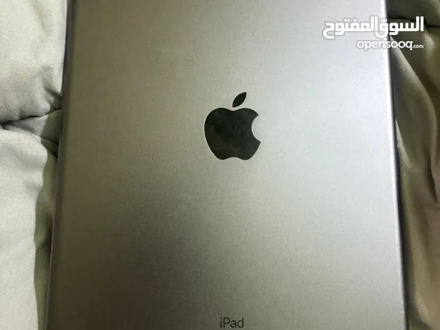 Apple iPad 7 128 GB in Al Riyadh