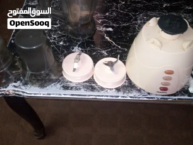 خلاط للبيع شغال نظيف معاه اغراظه مع عربايه اطفال نظيفه خلاط نوعيه نظيفه كولدكس مع اغراظو كلو شغال