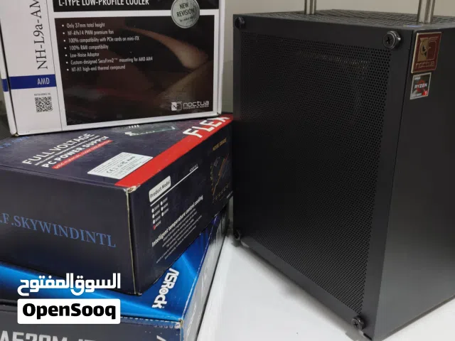 اصغر تجميعه العاب بوموصفات شكاكيه وبراندات قوي