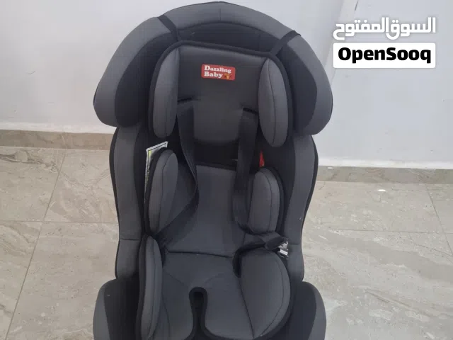مقعد سيارة كارسيد بحالة ممتازة متحرك جلوس ونوم