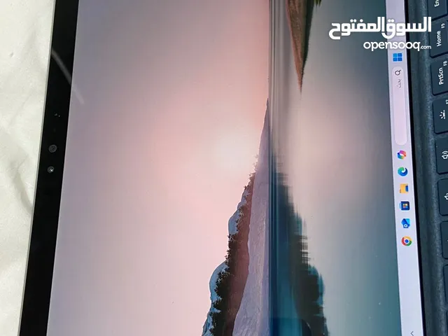 مكروسوفت سيرفس برو