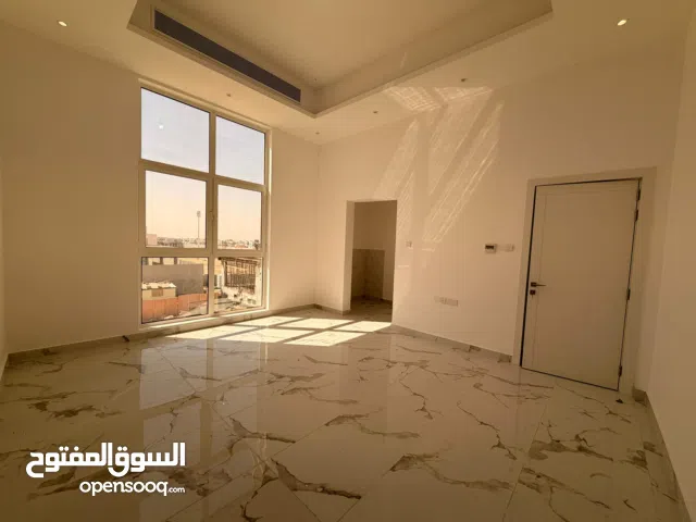 استوديو طابق اول للايجار بمدينة الرياض جنوب الشامخة ، اول ساكن تشطيب سوبر ديلوكس