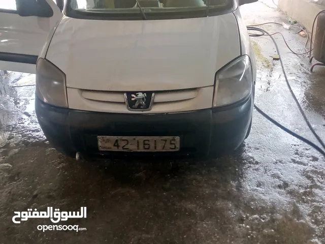 Used Peugeot Partner in Jerash