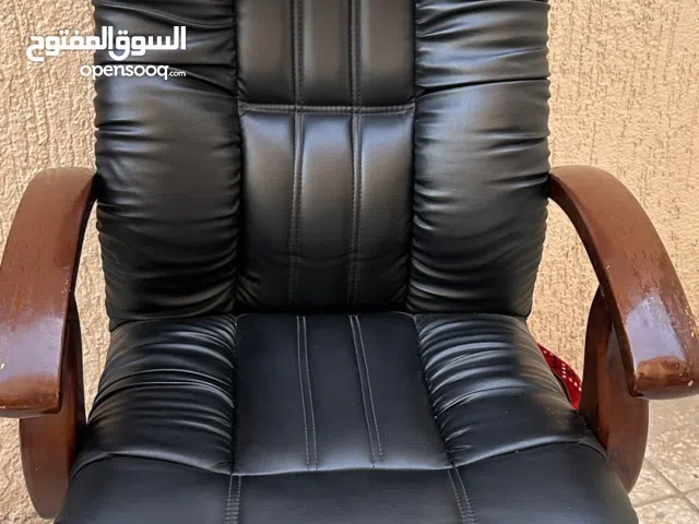 كرسي مكتب فخم جدا و مريح