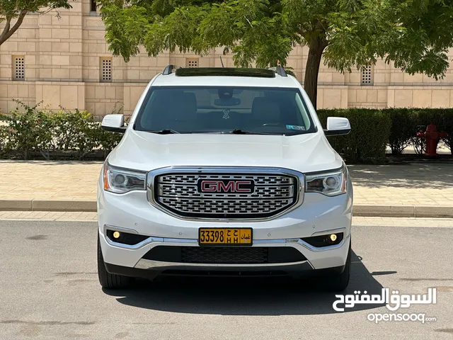 Used GMC Acadia in Al Dakhiliya