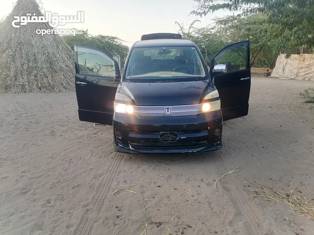 باص فوكسي 2006