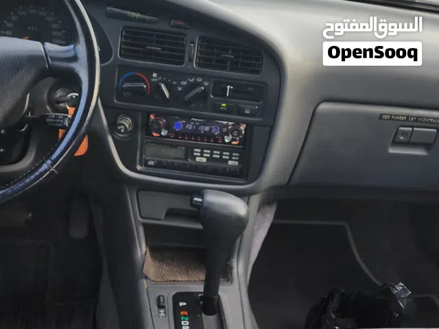 1998 تويوتا كامري GL