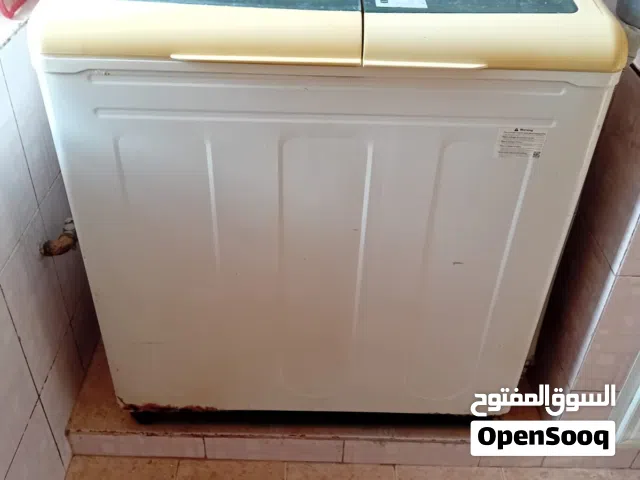 Fine working Samsung washing machine,only needs pipe replacement