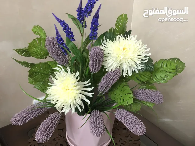 زهور صناعيه ومسكات عرايس حسب طلب الزبون
