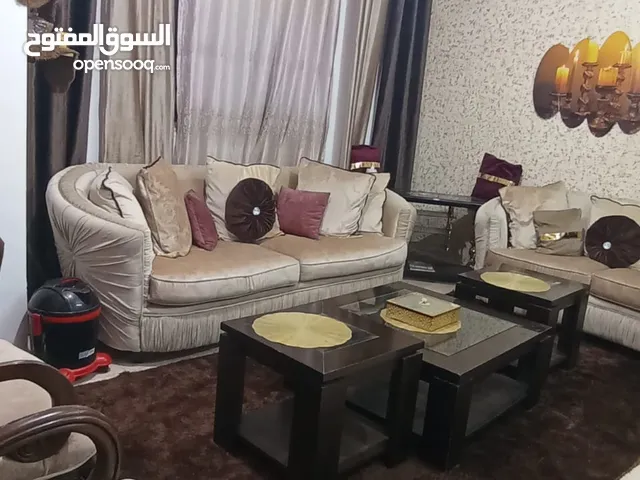 160m2 More than 6 bedrooms Townhouse for Sale in Zarqa Iskan Talal - Rusaifeh