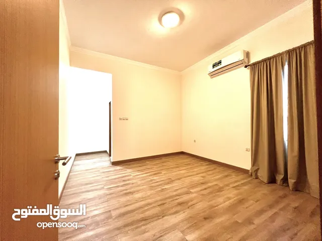 Juffair: Semi-Furnished 2BR/3BA Apartment With BHD 20 EWA Cap - BHD 280