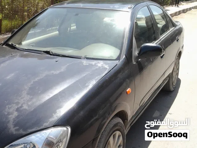 2013 Nissan Sunny Standard