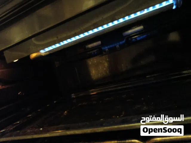 فرن ايطالي نظيف