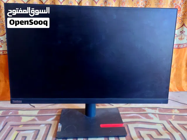24 Lenovo monitors for sale  in Najaf