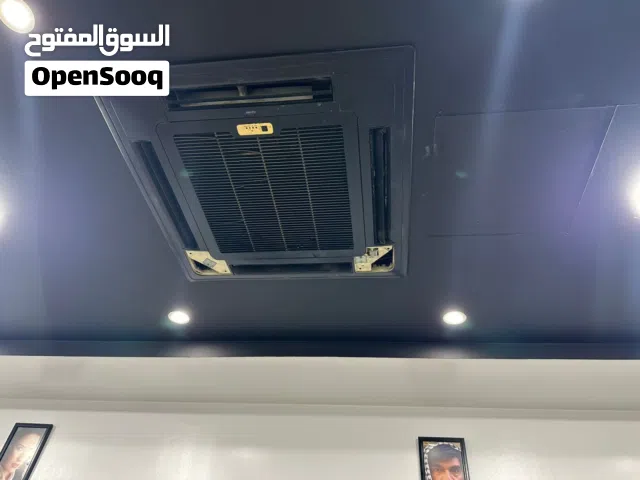 محل للبيع بموقع متميز أمام جامعه القاهرة