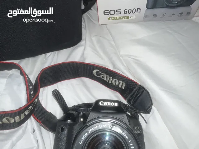 Canon Eos 600D  شبه جديد و نظيف واستخدامه خفيف