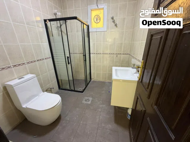 200 m2 3 Bedrooms Apartments for Rent in Kuwait City Jaber Al Ahmed