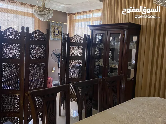 940 m2 More than 6 bedrooms Villa for Sale in Amman Daheit Al Rasheed